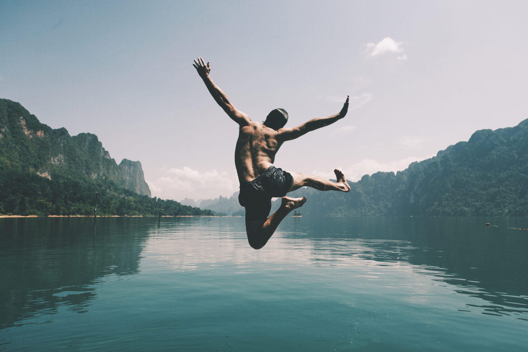Read more about the article Defeat Fear & Manage Anxiety: Actionable Strategies to Defeat fear and thrive