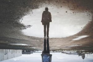 Read more about the article Multitasking Myth Busted: Unleash Peak Performance with Focused Attention
