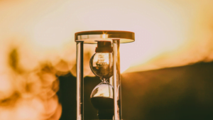 Read more about the article Slow Living vs. The Busy Trap: Reclaim Your Time & Live a More Meaningful Life