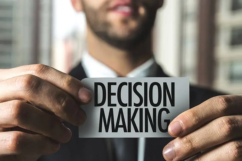 Outsmart Your Brain - Making The Right Decisions