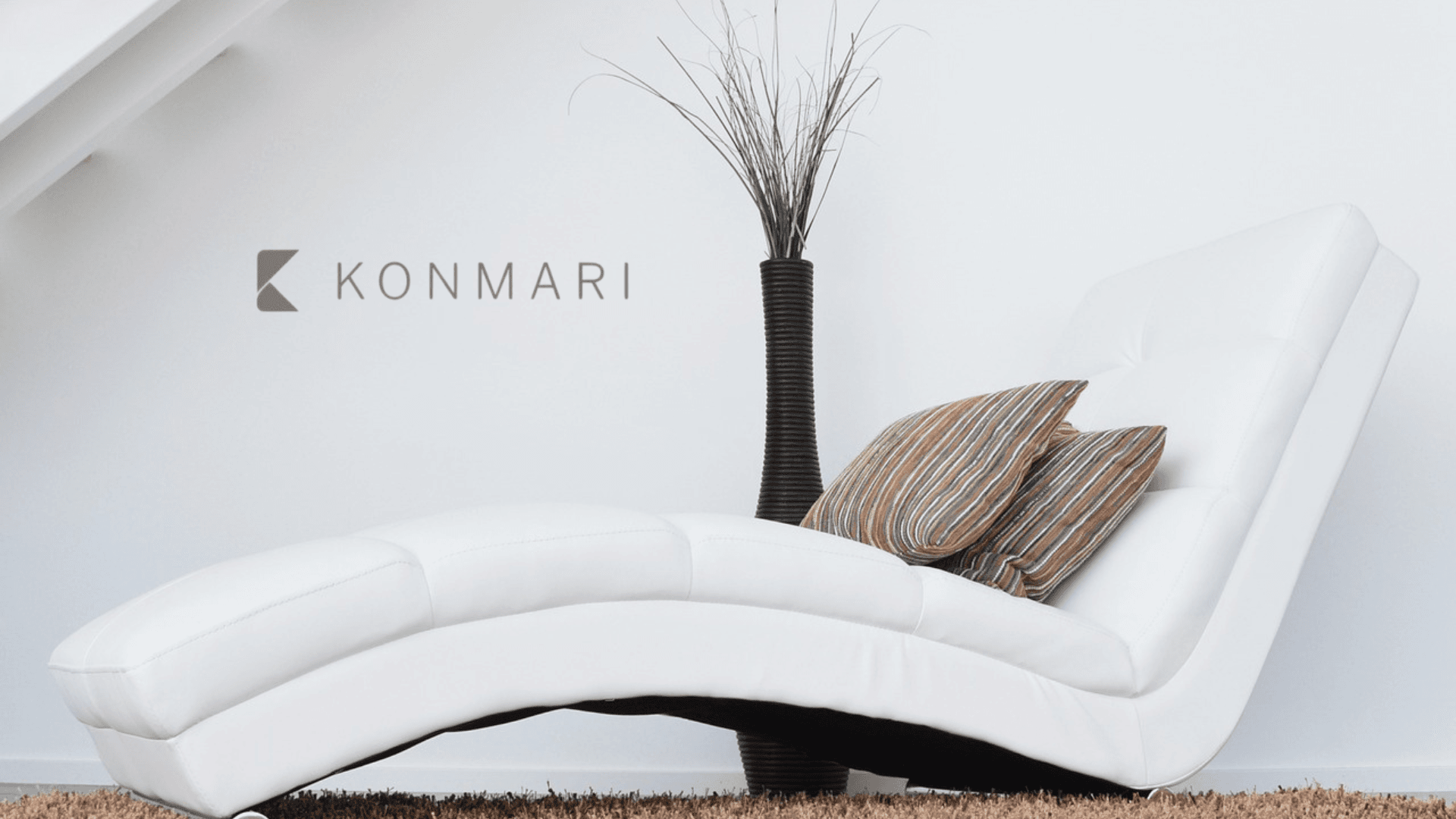 Read more about the article Marie Kondo (The KonMari Method): Tidy Mind, Tidy Life